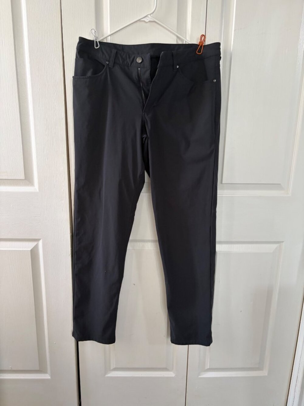 Lululemon Commission Slim Fit Mens Pants With Zipper & Button Closure Size 34